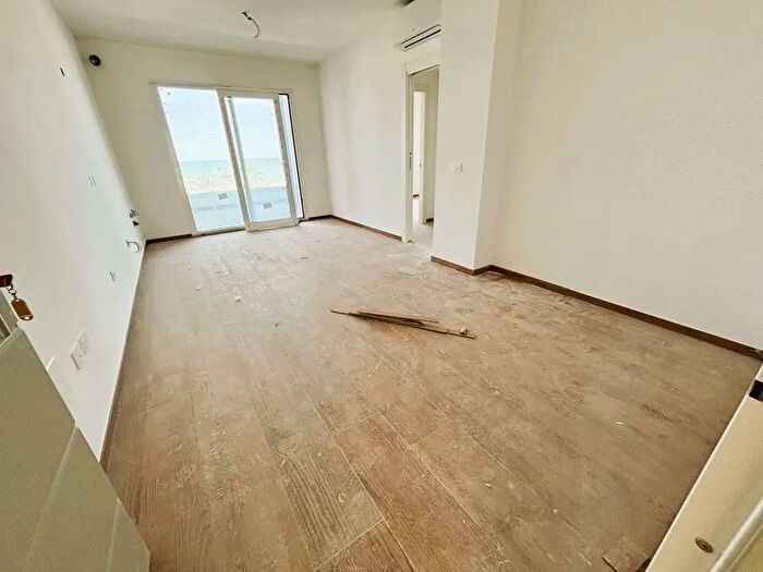 Appartamento trilocale in vendita in Lungomare Sirena, Tortoreto