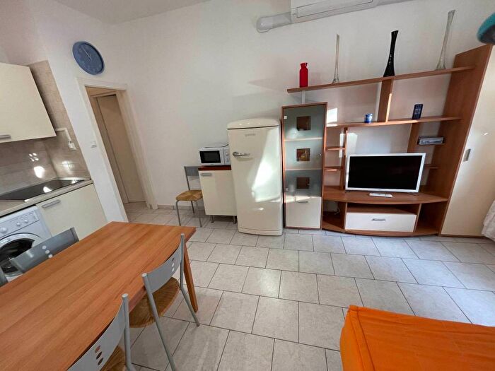 Appartamento trilocale in affitto in Via delle Betulle, Lido degli Estensi, Comacchio