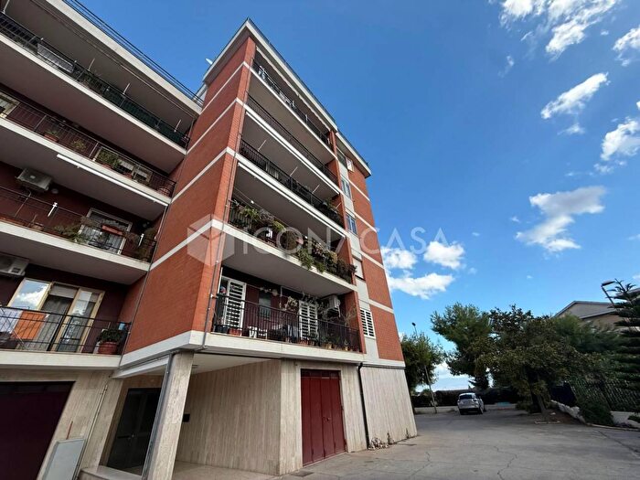 Appartamento con 6 locali in vendita in Via Enrico Berlinguer a, Torremaggiore