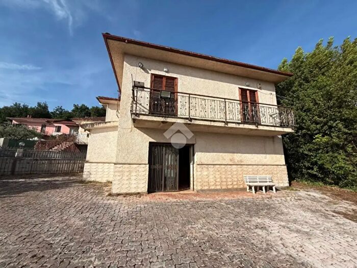 Casa quadrilocale in vendita in Via Fontana Vetere, Anagni