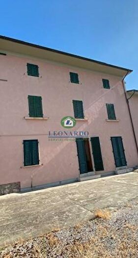 Casa con 7 locali in vendita in Pieve A Nievole