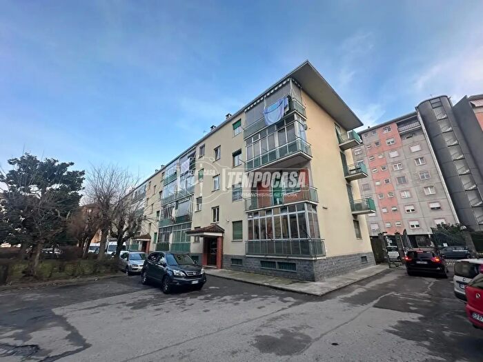 Appartamento quadrilocale in vendita in Via Cruto, Torino