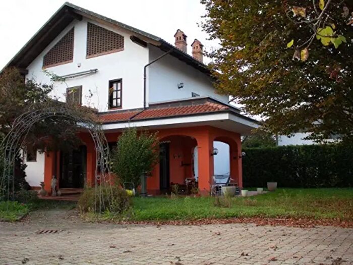 Casa con 5 locali in vendita in Via Bacchiasso, Avigliana