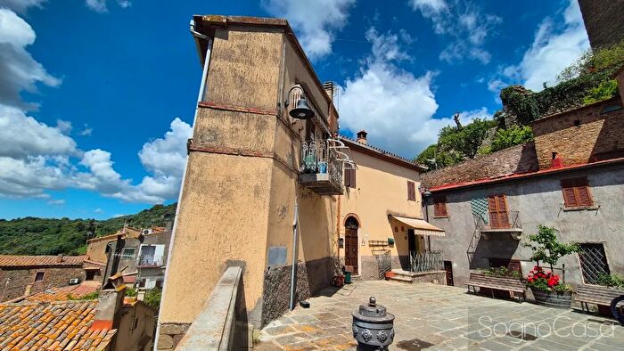 Casa con 5 locali in vendita in Vicolo della Pergola, Magliano In Toscana