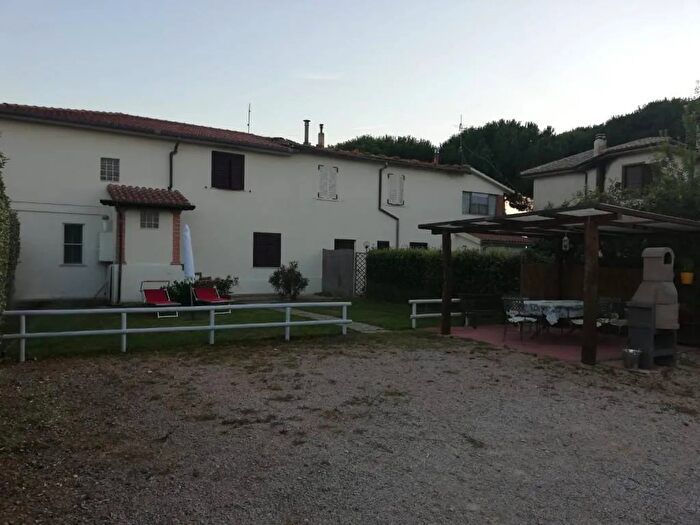 Casa quadrilocale in affitto in Montalto Di Castro