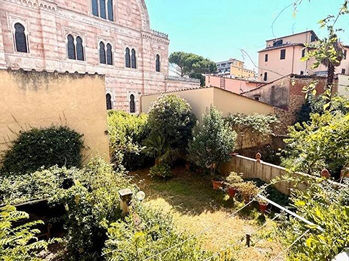 Appartamento con 5 locali in affitto in Via dei Pilastri, D'Azeglio, Firenze