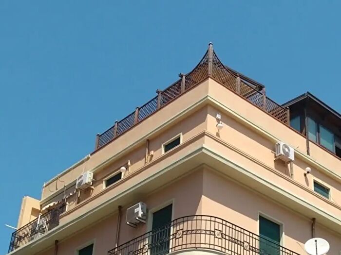 Appartamento bilocale in affitto in Via Caprera, Reggio di Calabria
