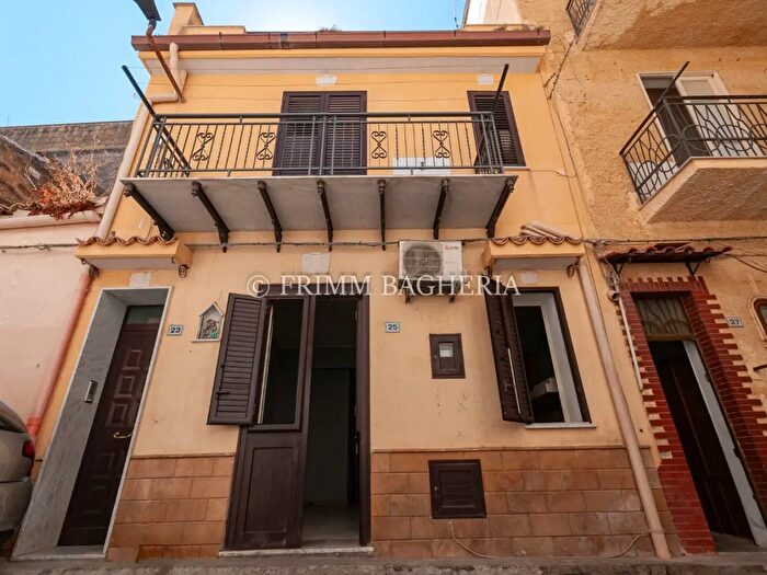 Appartamento trilocale in vendita in Via Puleo, Bagheria