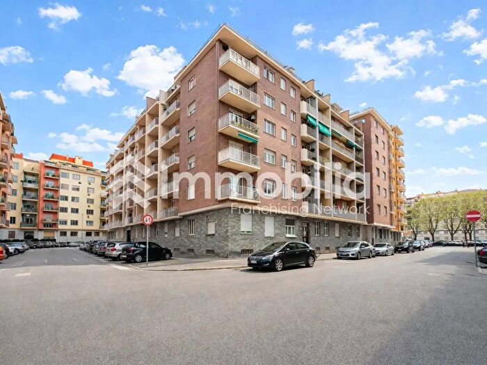 Appartamento bilocale in vendita in Corso Carlo E nello Rosselli, Torino