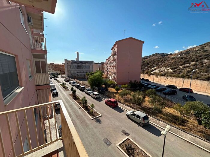 Appartamento quadrilocale in vendita in Via Nino Martoglio, Porto Empedocle