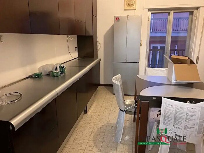 Appartamento con 6 locali in affitto in Via GBHodierna, Ragusa
