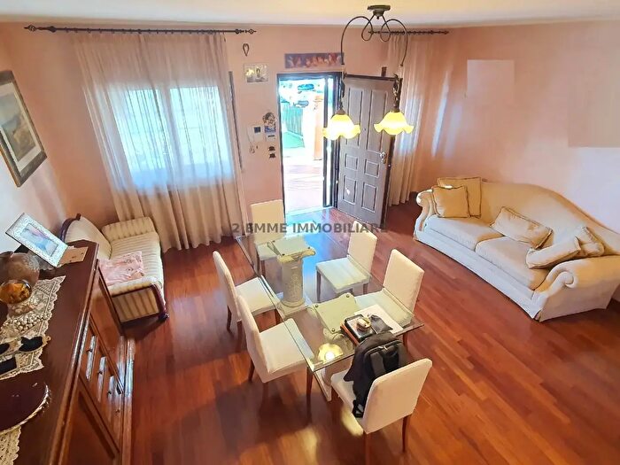 Casa con 6 locali in vendita in Via delle Begonie, Ascoli Piceno