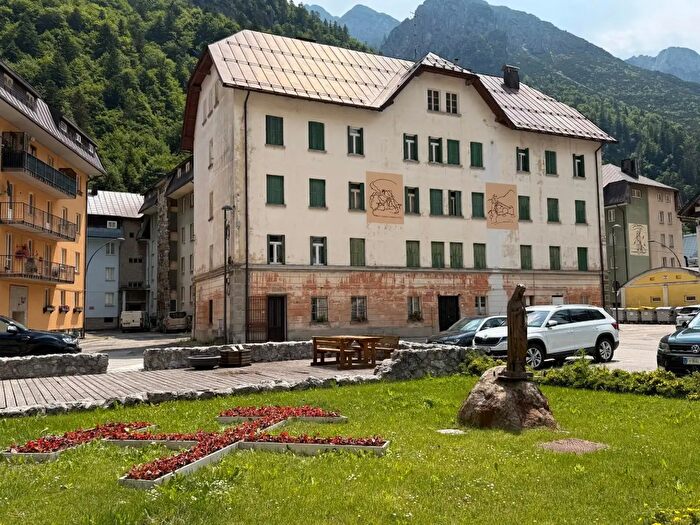 Appartamento trilocale in vendita in Via Giuseppe Garibaldi, Tarvisio