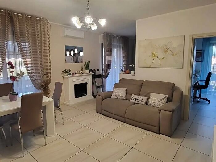 Appartamento con 5 locali in vendita in BellariaIgea Marina