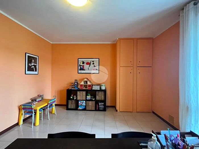 Appartamento trilocale in vendita in Via Eugenio Montale, Erbusco