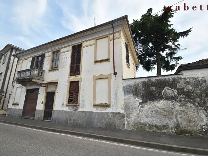 Casa con 5 locali in vendita in Via Tagliamento, Trecate