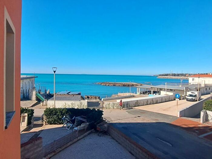 Appartamento bilocale in affitto in Terrazza le Repubbliche Marinare, Rosignano Solvay, Rosignano Marittimo