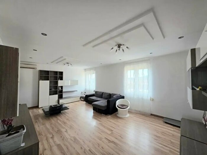 Appartamento con 5 locali in vendita in Santa Croce SullArno