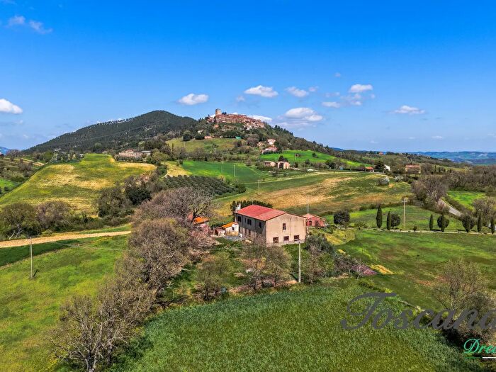 Casa con 12 locali in vendita in Podere Poggietto, Castelnuovo di Val di Cecina