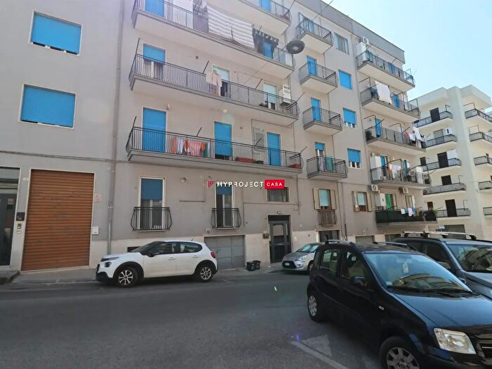 Appartamento trilocale in vendita in Via Mario Greco, Martina Franca