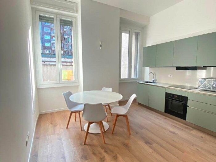 Appartamento bilocale in affitto in Via Costanza, Washington, Milano