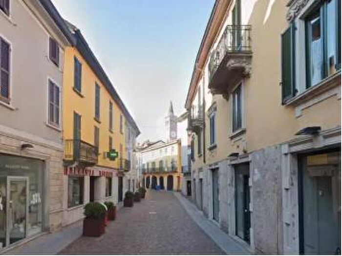 Appartamento bilocale in affitto in Via Roma, Treviglio