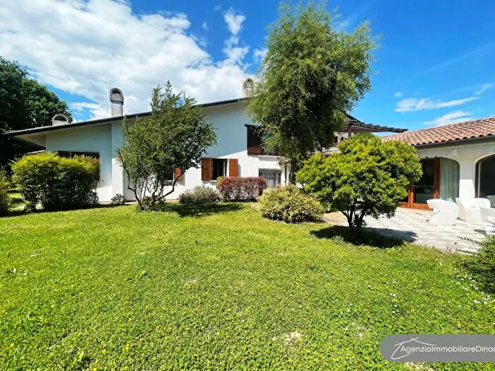 Casa con 6 locali in vendita in Gaiarine