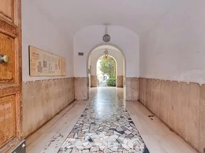 Appartamento monolocale in vendita in Via dei Marsi, Roma