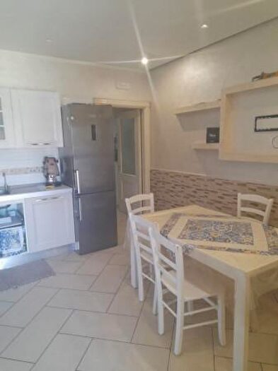 Appartamento bilocale in vendita in Piazza Borrelli, Santa Maria La Carita