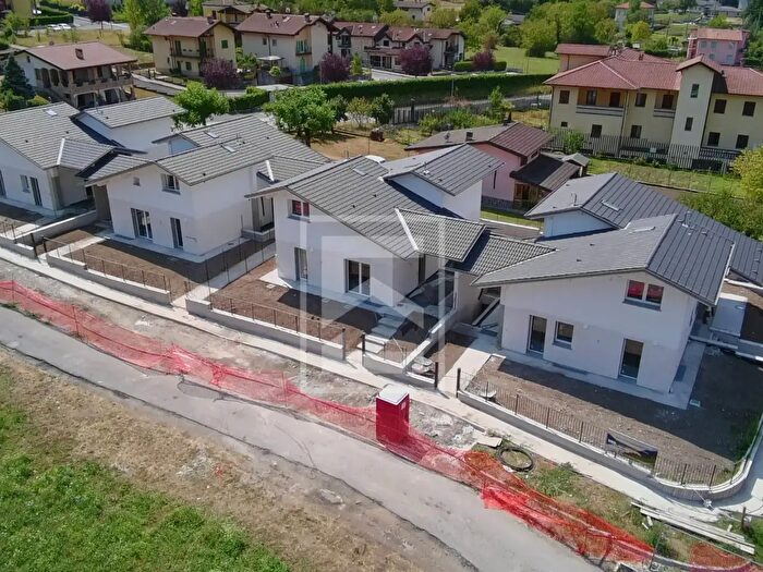 Casa trilocale in vendita in Via Segore, Idro
