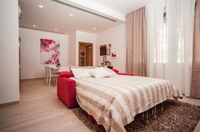 Appartamento bilocale in affitto in Via Nino Bixio, Porta Venezia, Milano