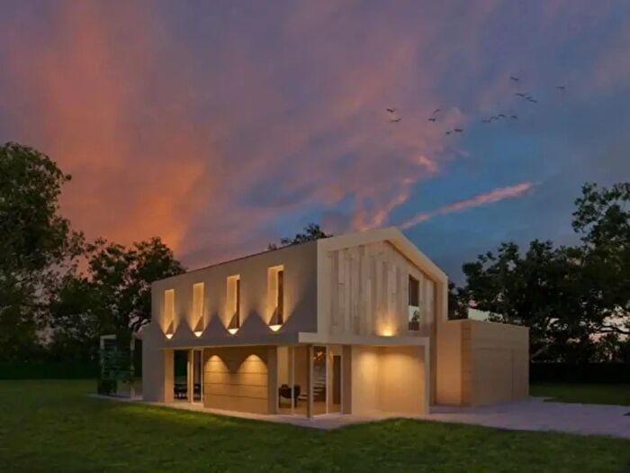 Casa quadrilocale in vendita in Strada Langhirano, Parma