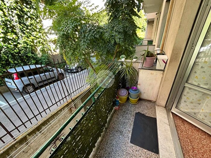 Appartamento con 5 locali in vendita in Corso Luigi Andrea Martinetti, Genova