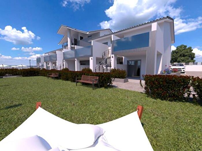 Appartamento trilocale in vendita in Ss, Briatico