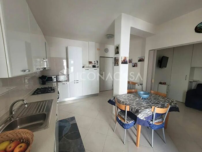 Appartamento bilocale in vendita in Via Gioacchino Rossini, Vieste