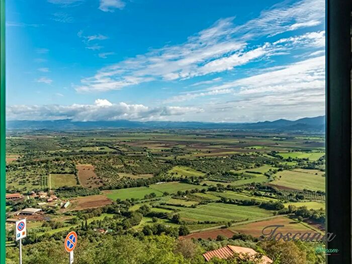 Appartamento quadrilocale in vendita in Indipendenza, Castiglione Della Pescaia