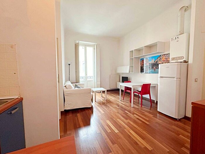 Appartamento bilocale in affitto in Via Antonio Stoppani, Morgagni, Milano
