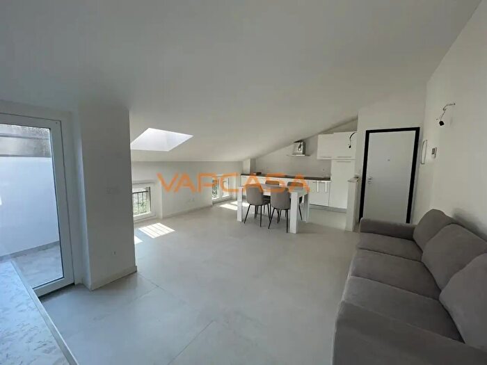Appartamento trilocale in vendita in Via Crema, Romano Di Lombardia