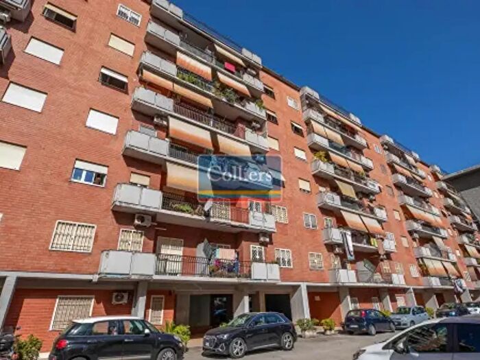 Appartamento bilocale in vendita in Via Roberto Lepetit, Roma