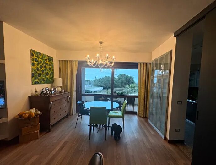 Appartamento con 5 locali in vendita in Viale San Martino, Riccione