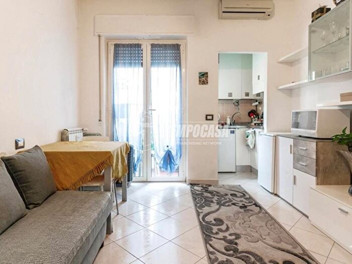 Appartamento monolocale in affitto in Via Giuseppe Tartini, Dergano, Milano