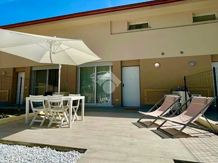 Casa bilocale in affitto in Strada per Ligo, Villanova D'Albenga