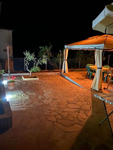 Casa trilocale in vendita in Pancole Paese Scansano Grosseto, Scansano