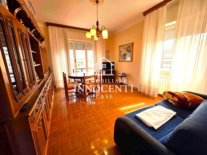 Appartamento trilocale in vendita in Massa