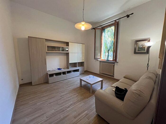 Casa con 5 locali in vendita in Campi Bisenzio, Campi Bisenzio