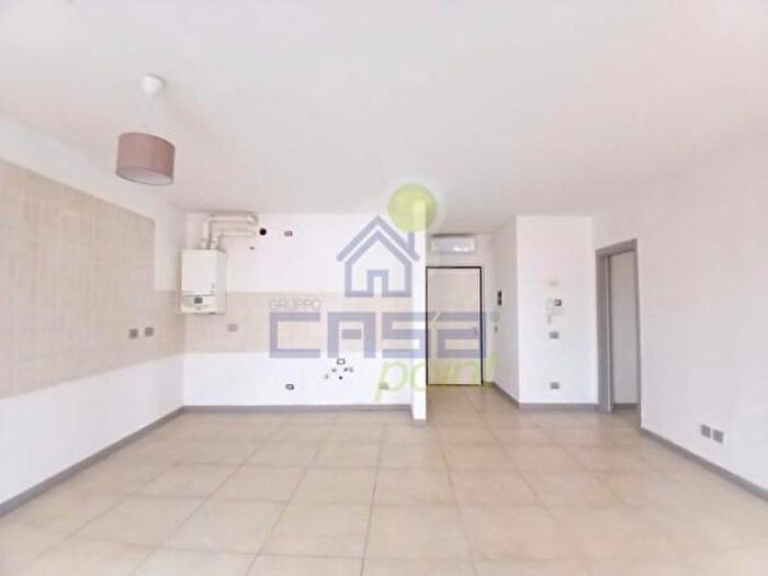 Appartamento quadrilocale in vendita in Via Garibaldi, Torre De Picenardi