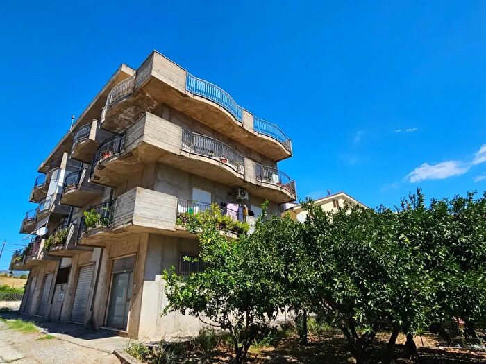 Appartamento quadrilocale in affitto in Via XXV Aprile, Davoli