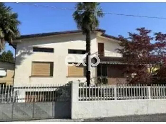 Casa con 5 locali in vendita in Porcia