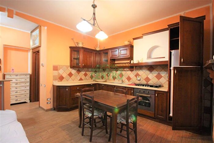 Appartamento trilocale in vendita in Poggibonsi, Poggibonsi