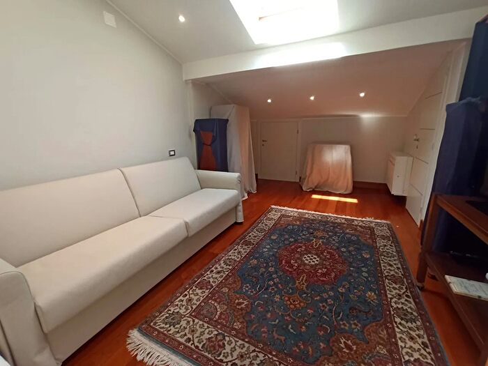 Appartamento quadrilocale in vendita in Viareggio